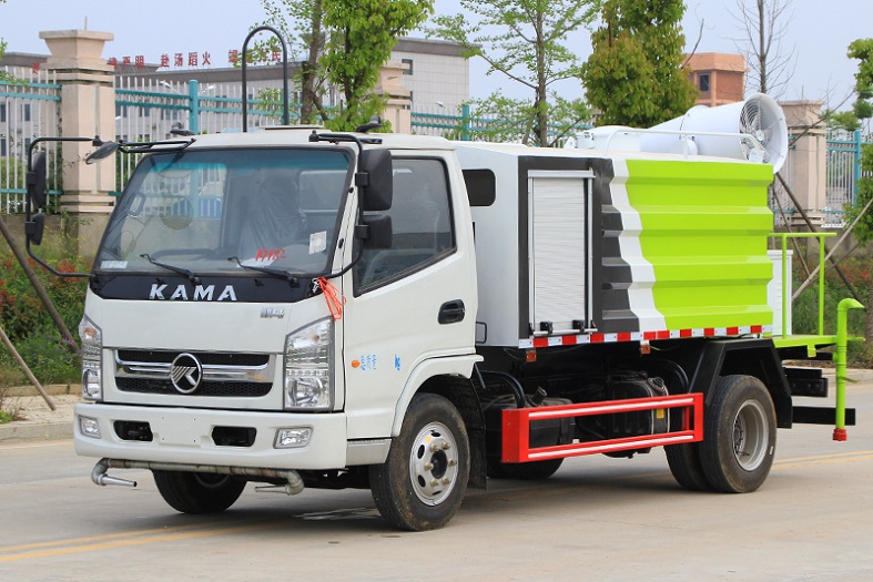 國(guó)六凱馬藍(lán)牌5噸多功能抑塵車