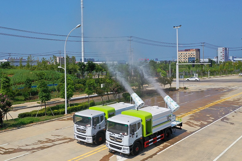 東風(fēng)D9國(guó)六10-12噸方罐多功能抑塵車