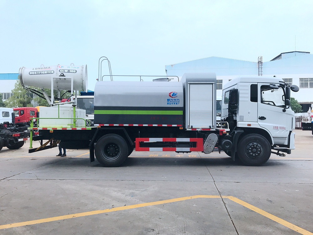 國(guó)六東風(fēng)專底10立方抑塵噴霧車