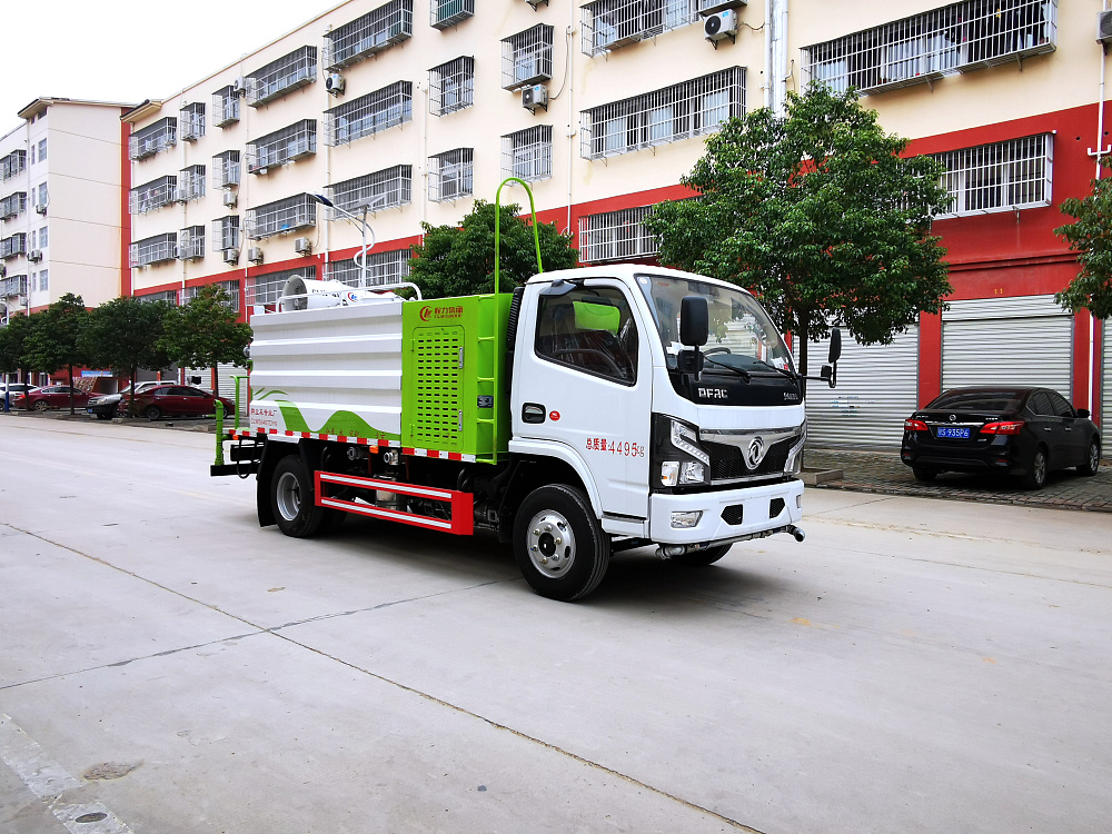 東風(fēng)小多利卡霧炮車(chē)國(guó)六4.5立方