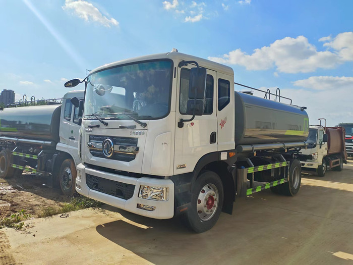 國六東風(fēng)多利卡D9 12方灑水車圖片_12方灑水車價(jià)格_東風(fēng)12方灑水車_程力灑水車廠家